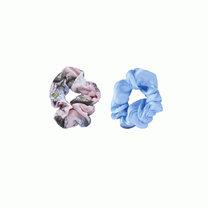 Σετ των 2 scrunchies μονόχρωμο μπλε & ροζ φλοράλ